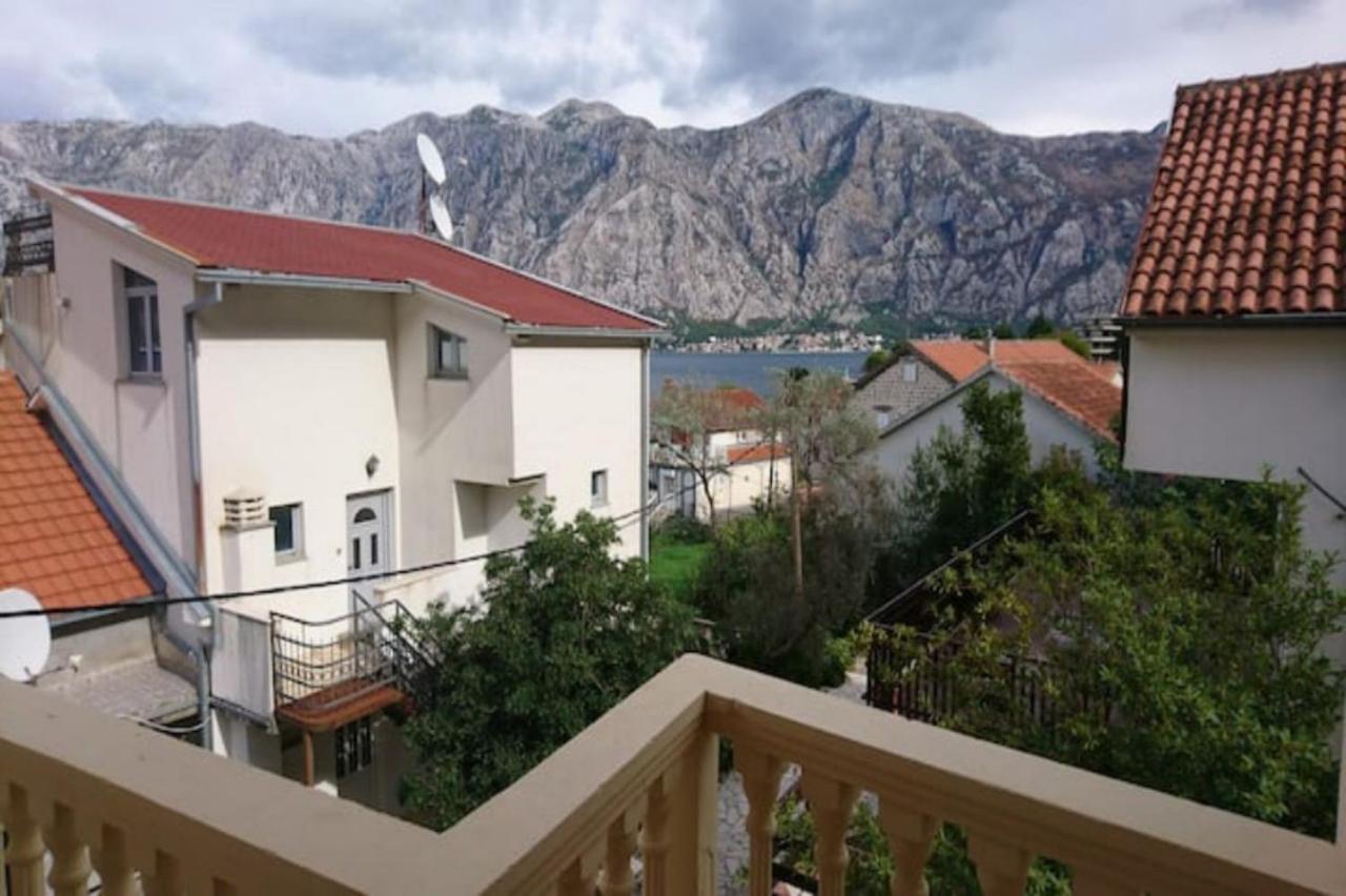 Seaside Apartments And Rooms Kotor Exterior foto