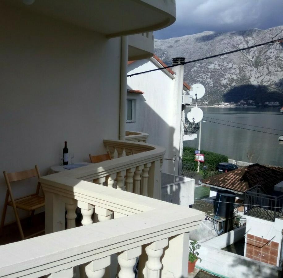 Seaside Apartments And Rooms Kotor Exterior foto