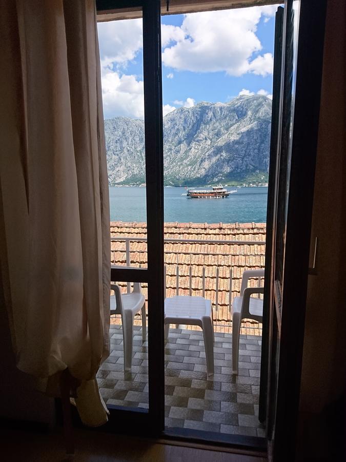 Seaside Apartments And Rooms Kotor Exterior foto